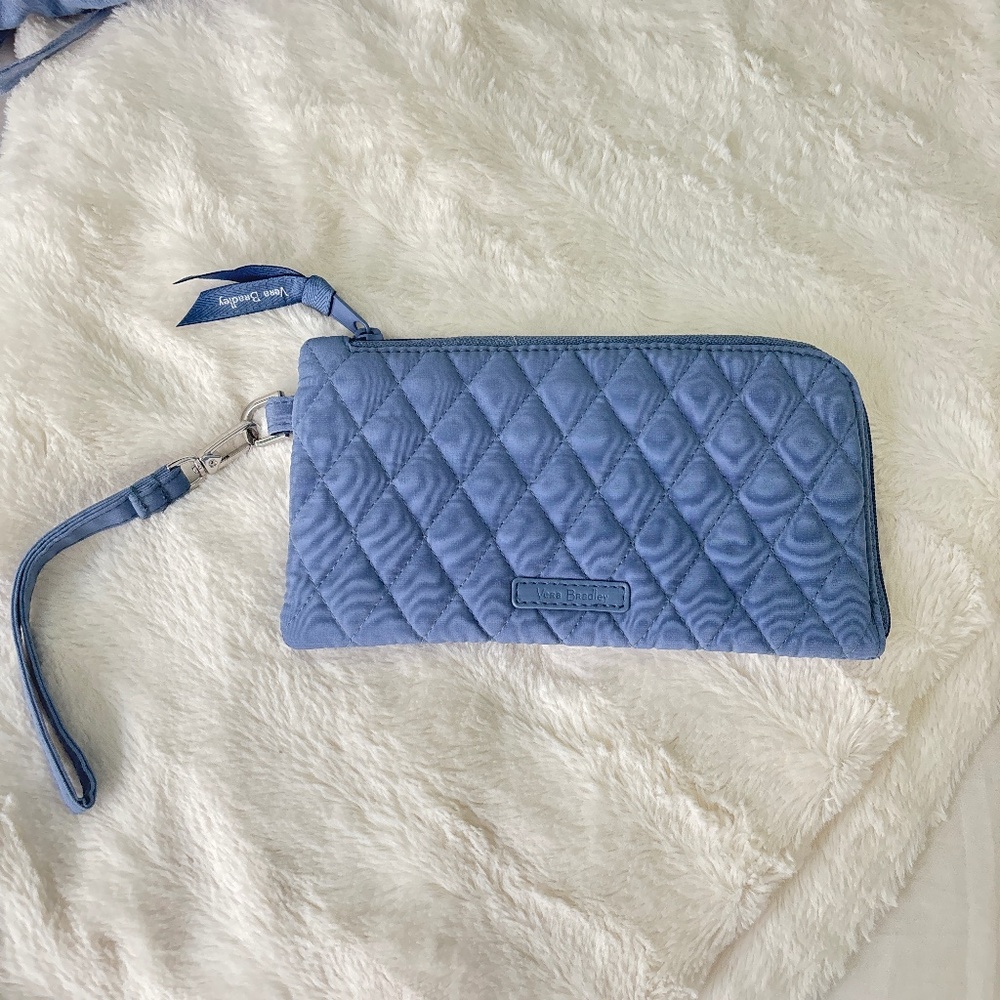 Vera Bradley wristlet wallet